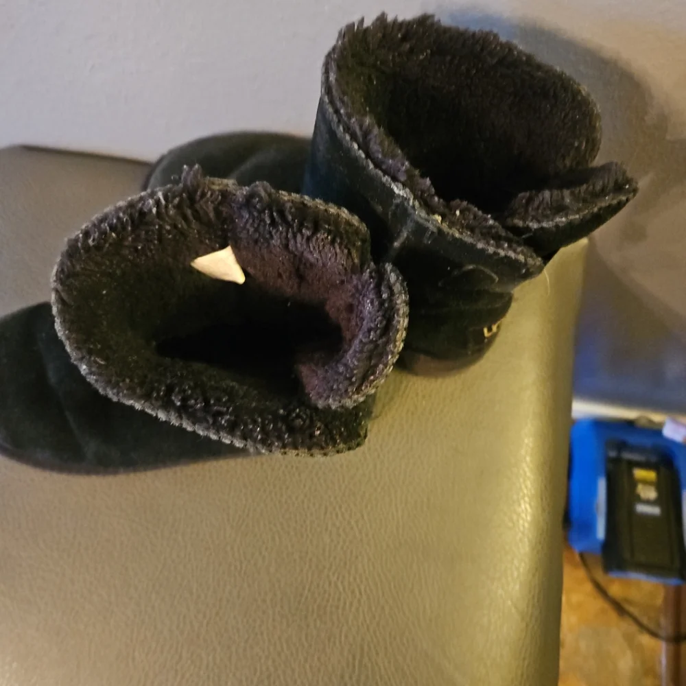 UGG‎ Bailey Suede Sharling Boots Black Womens Size 4 Fur Lined Boots
